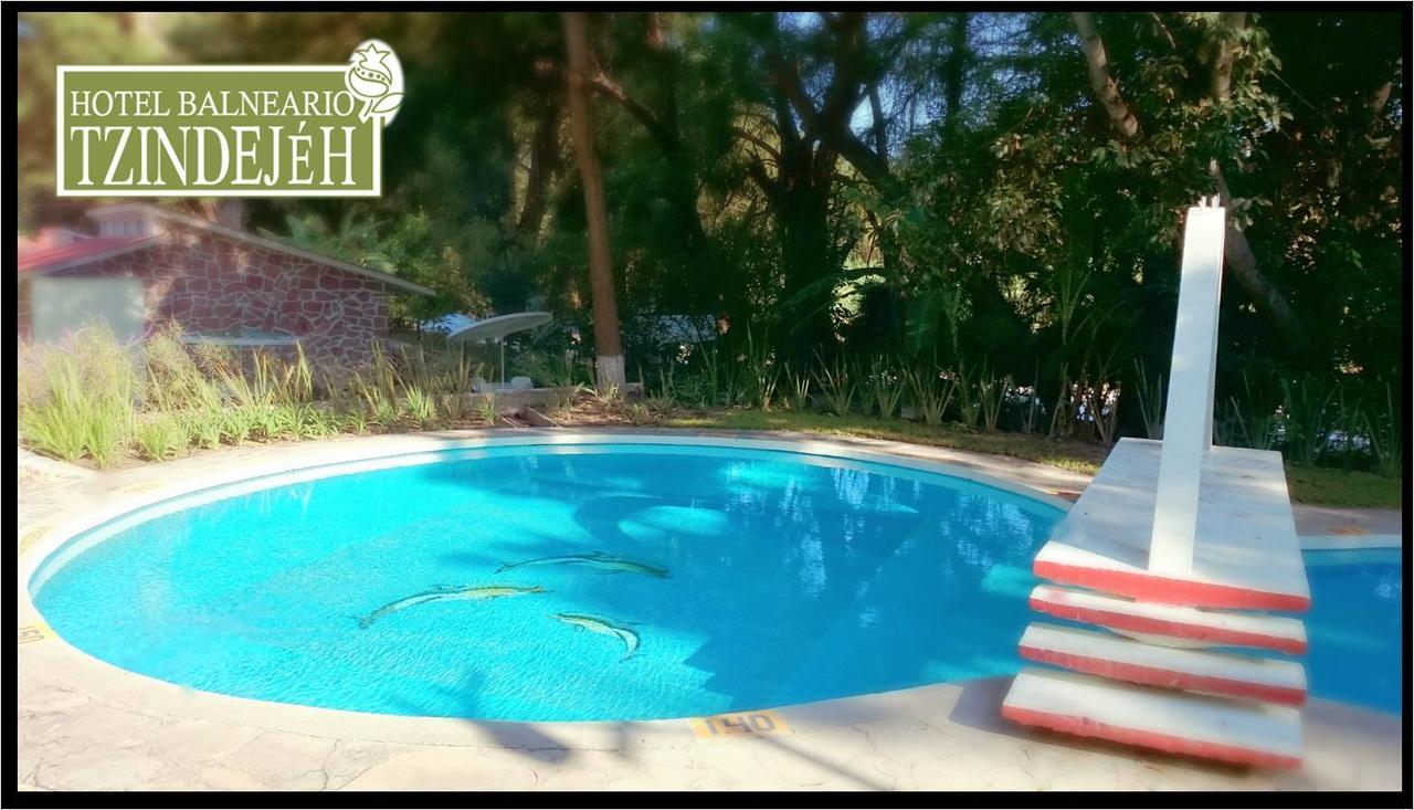 Hotel Balneario Tzindejeh Tasquillo Екстериор снимка
