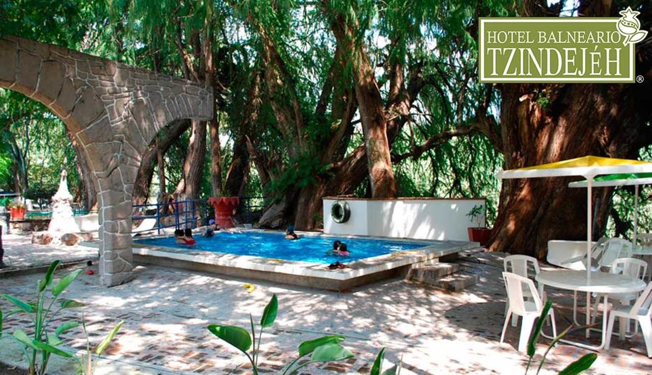 Hotel Balneario Tzindejeh Tasquillo Екстериор снимка