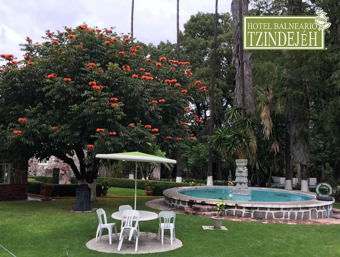 Hotel Balneario Tzindejeh Tasquillo Екстериор снимка
