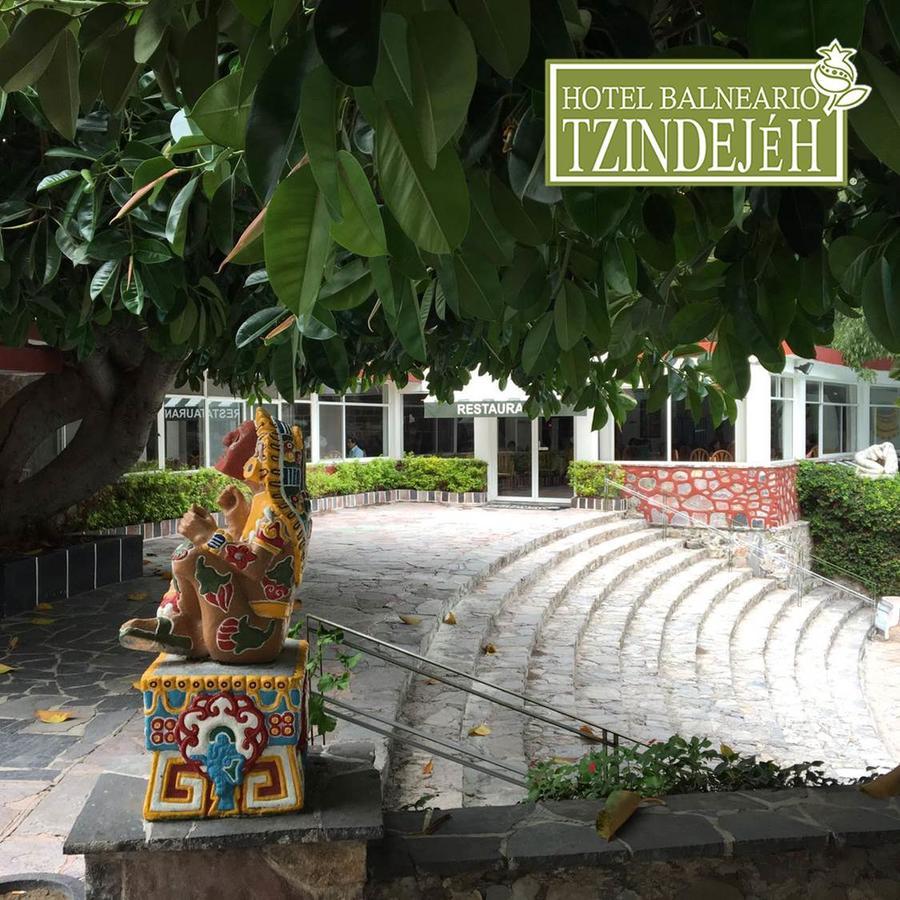 Hotel Balneario Tzindejeh Tasquillo Екстериор снимка