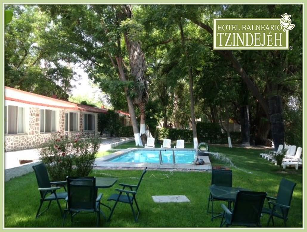 Hotel Balneario Tzindejeh Tasquillo Екстериор снимка