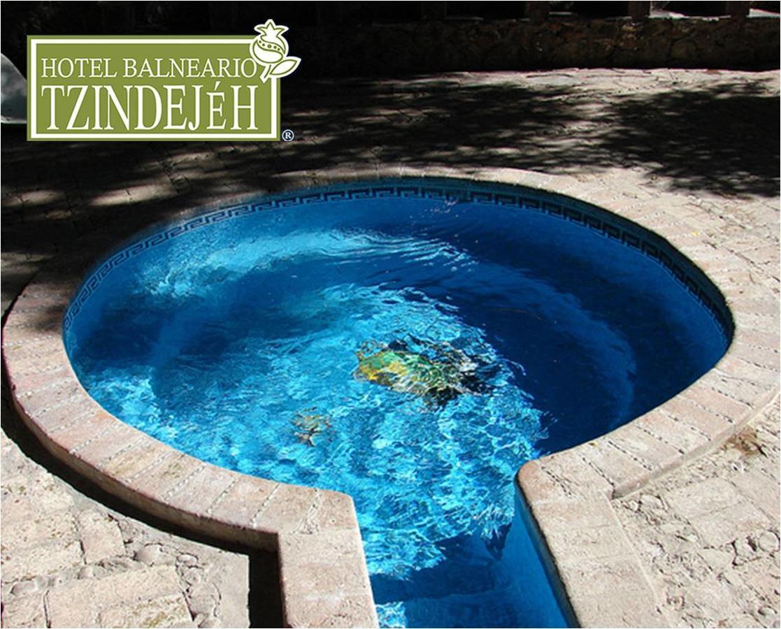 Hotel Balneario Tzindejeh Tasquillo Екстериор снимка