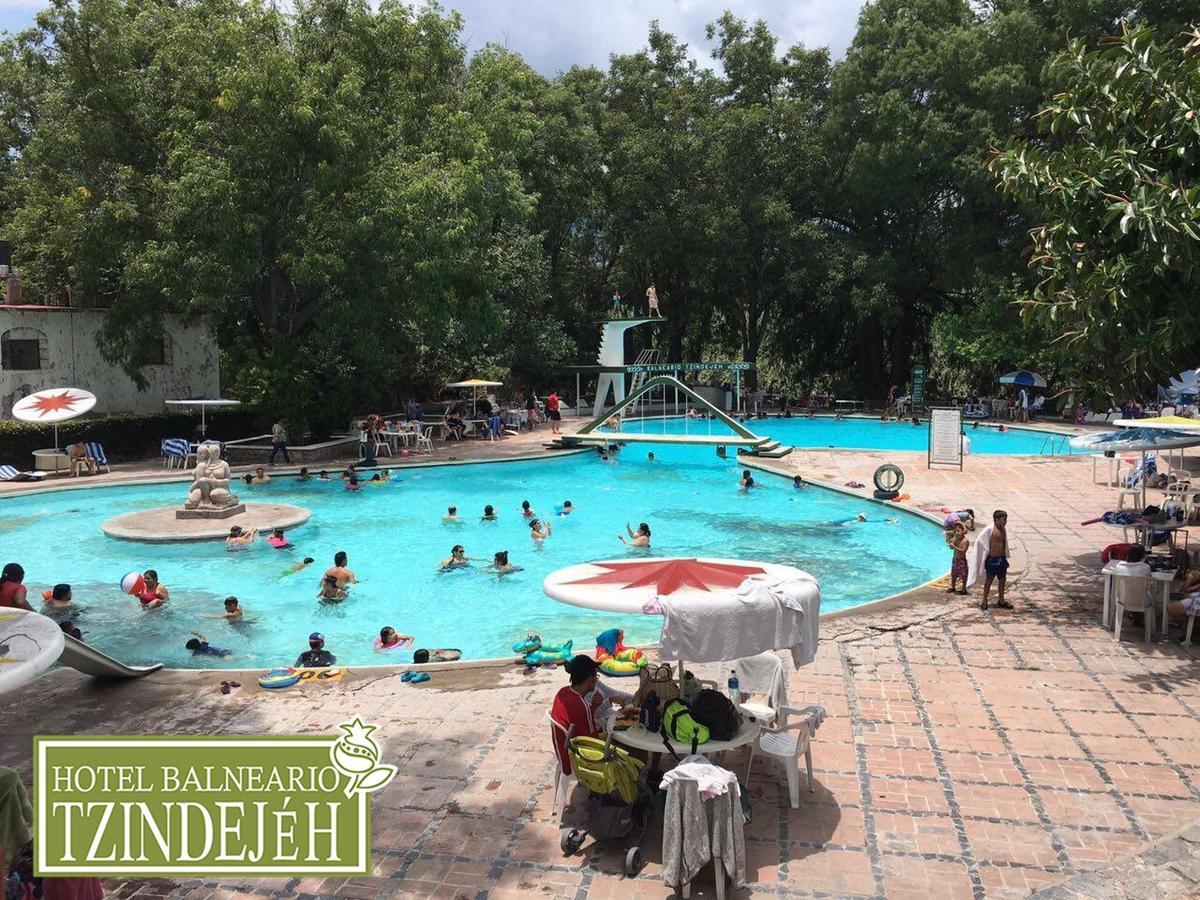 Hotel Balneario Tzindejeh Tasquillo Екстериор снимка